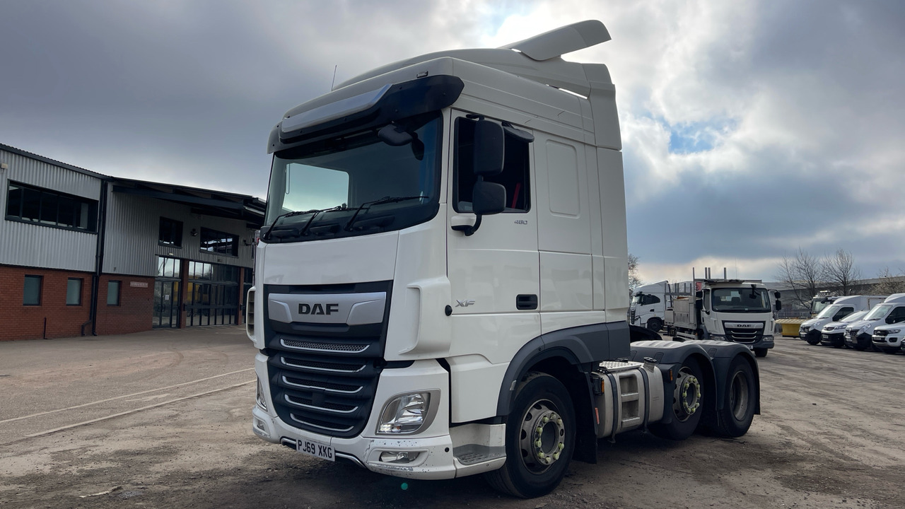 DAF XF 480 - Cabeza tractora: foto 2 DAF XF 480 - Cabeza tractora: foto 2