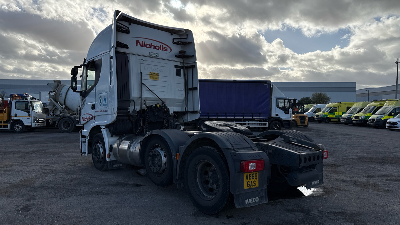 IVECO STRALIS 460 - Cabeza tractora: foto 3 IVECO STRALIS 460 - Cabeza tractora: foto 3