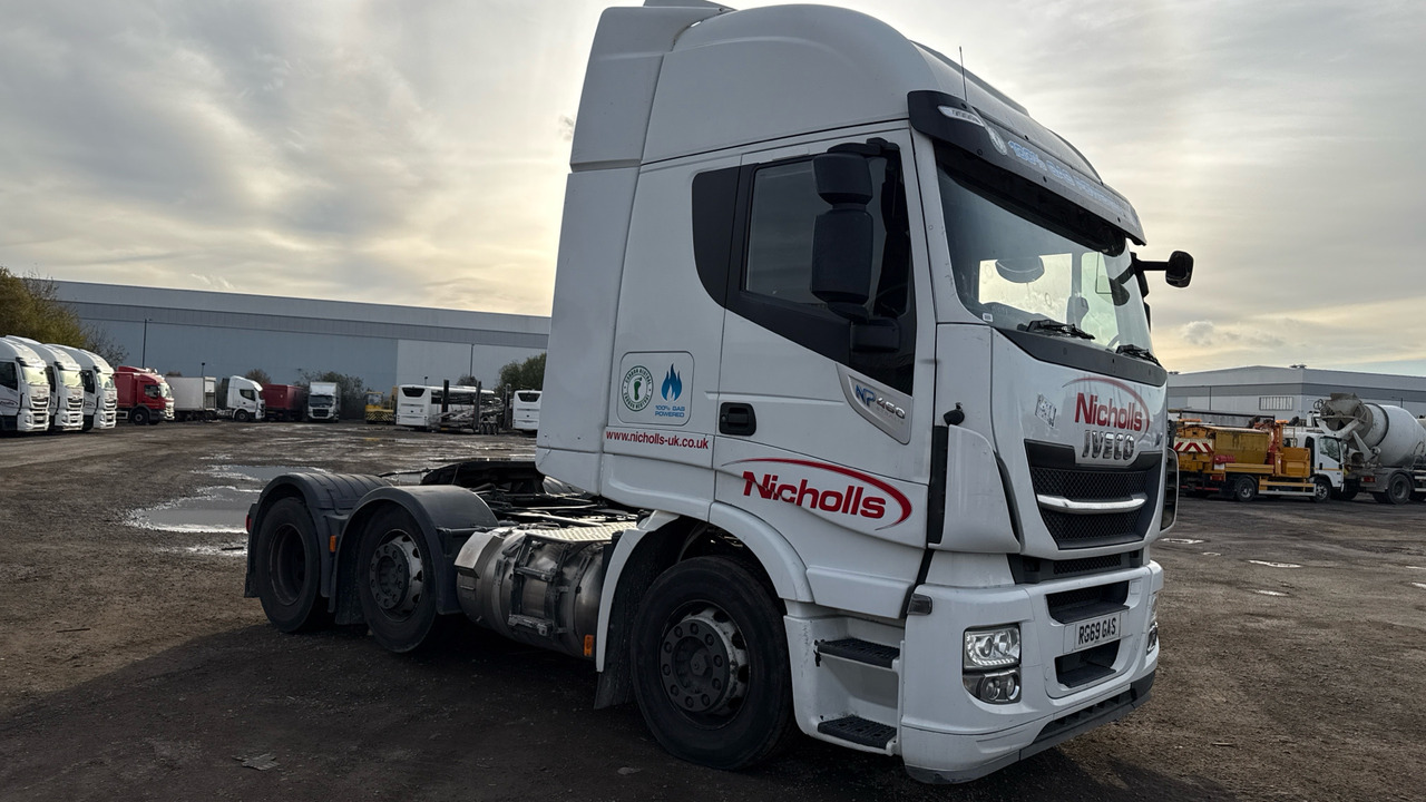 IVECO STRALIS 460 - Cabeza tractora: foto 1 IVECO STRALIS 460 - Cabeza tractora: foto 1