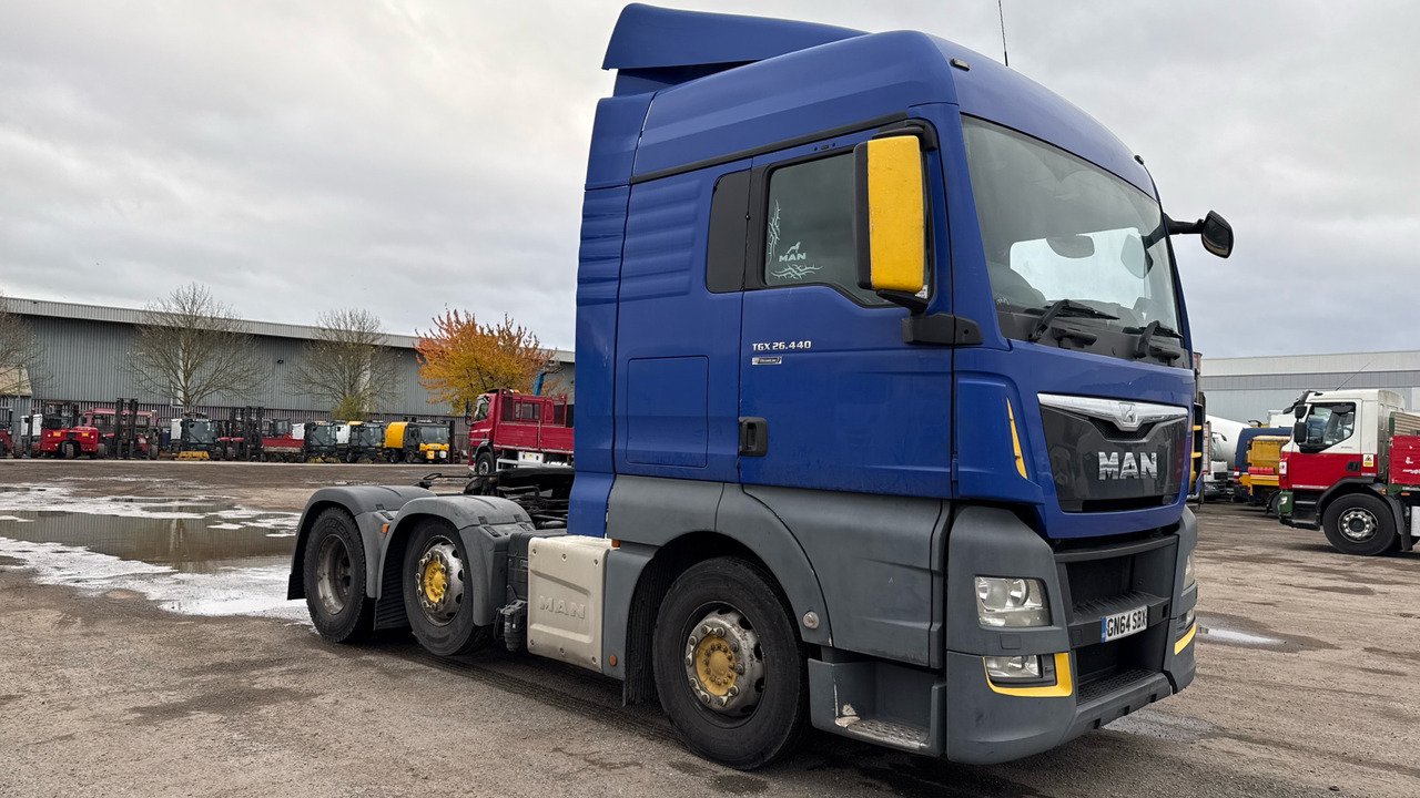 MAN TGX 26.440 - Cabeza tractora: foto 1 MAN TGX 26.440 - Cabeza tractora: foto 1