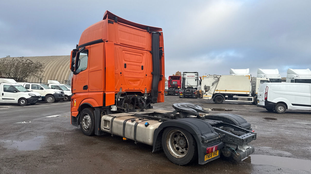 MERCEDES-BENZ ACTROS 1845 - Cabeza tractora: foto 3 MERCEDES-BENZ ACTROS 1845 - Cabeza tractora: foto 3