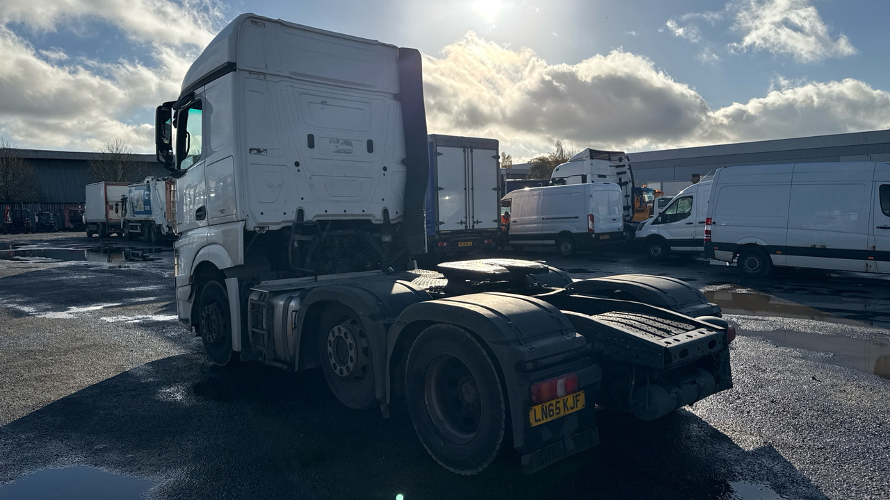 MERCEDES-BENZ ACTROS 2545 - Cabeza tractora: foto 3 MERCEDES-BENZ ACTROS 2545 - Cabeza tractora: foto 3