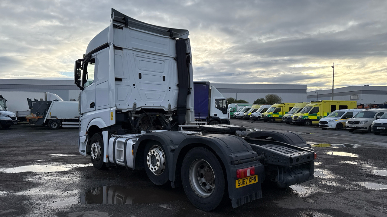 MERCEDES-BENZ ACTROS - Cabeza tractora: foto 3 MERCEDES-BENZ ACTROS - Cabeza tractora: foto 3