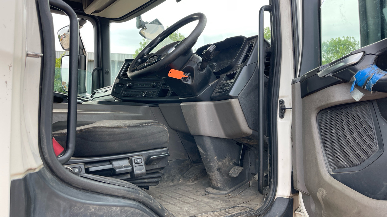SCANIA P 450 XT - Cabeza tractora: foto 5 SCANIA P 450 XT - Cabeza tractora: foto 5