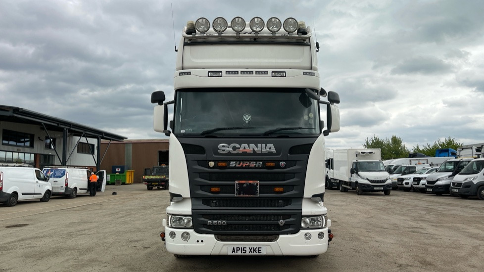 Cabeza tractora SCANIA R 580 V8: foto 14