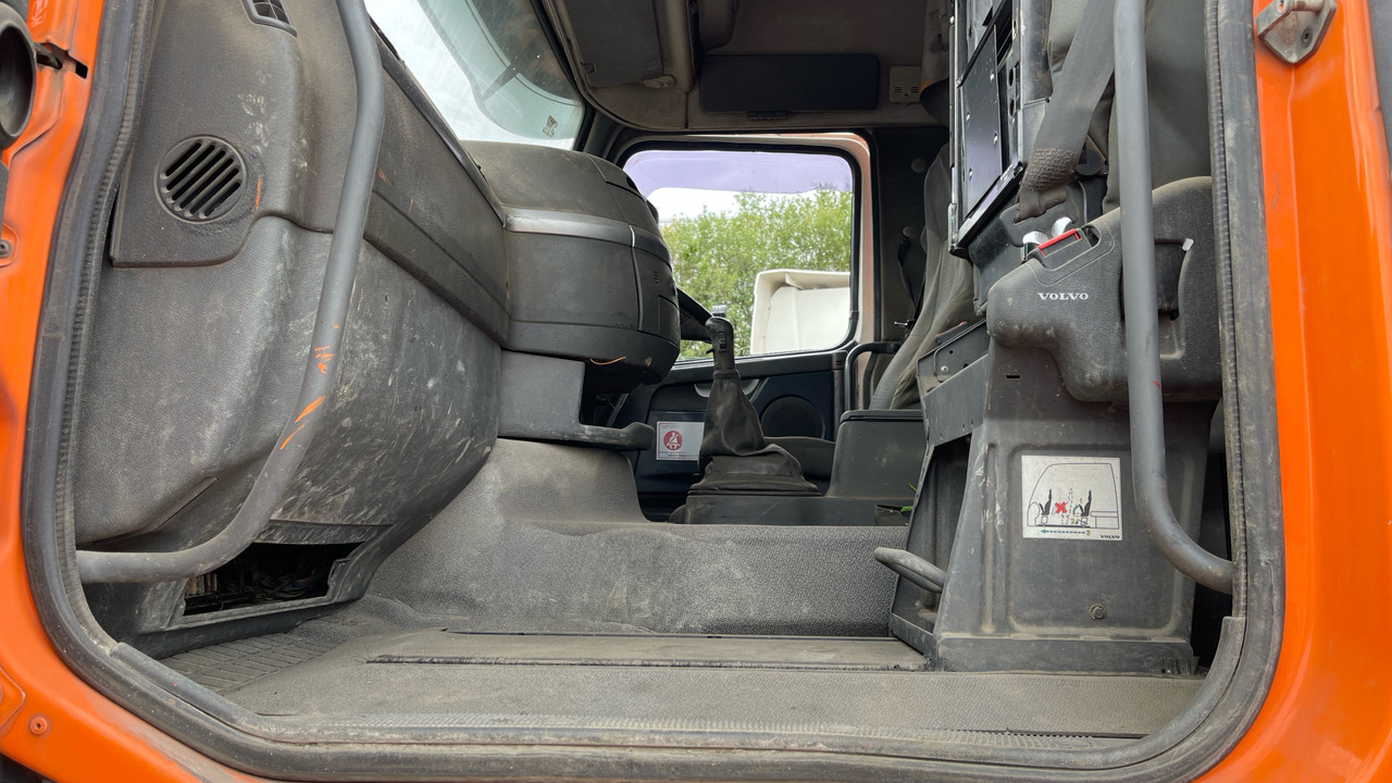 Cabeza tractora VOLVO FH 12: foto 19 Cabeza tractora VOLVO FH 12: foto 19