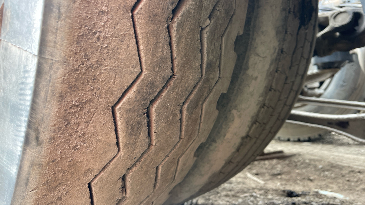 Cabeza tractora VOLVO FH 12: foto 25 Cabeza tractora VOLVO FH 12: foto 25