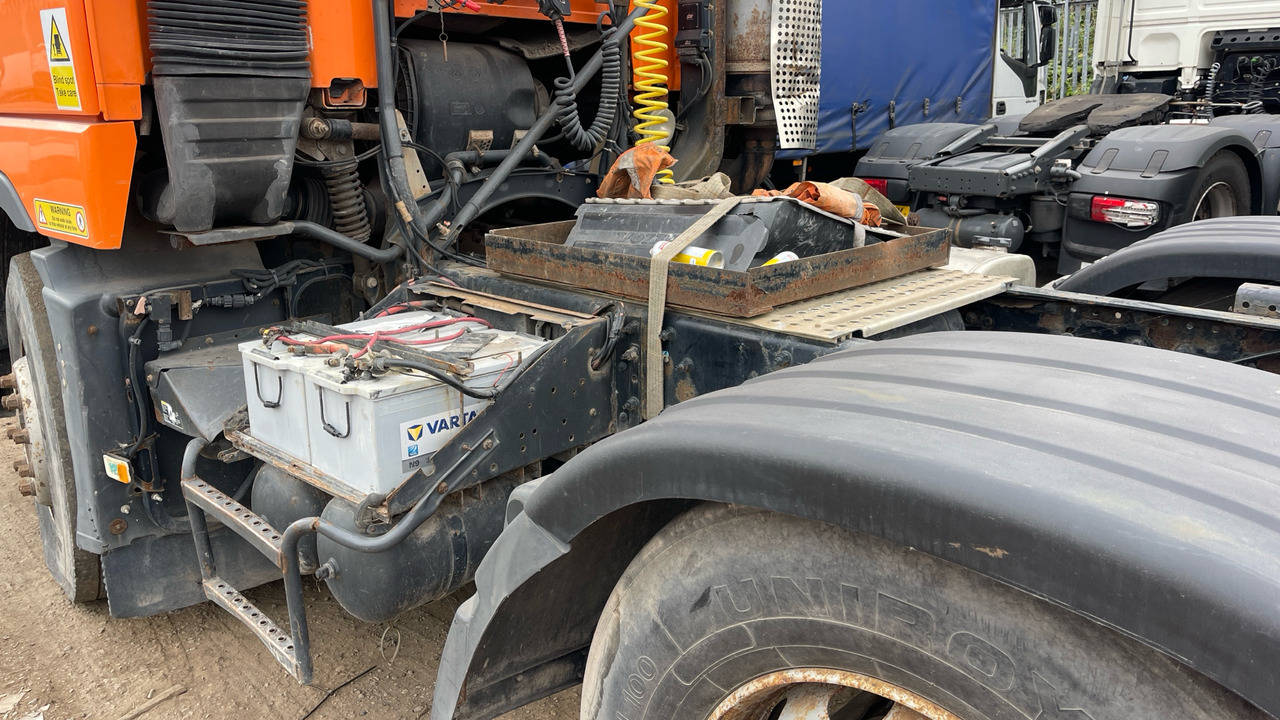 Cabeza tractora VOLVO FH 12: foto 26 Cabeza tractora VOLVO FH 12: foto 26