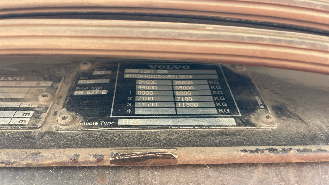 Cabeza tractora VOLVO FH 12: foto 12 Cabeza tractora VOLVO FH 12: foto 12