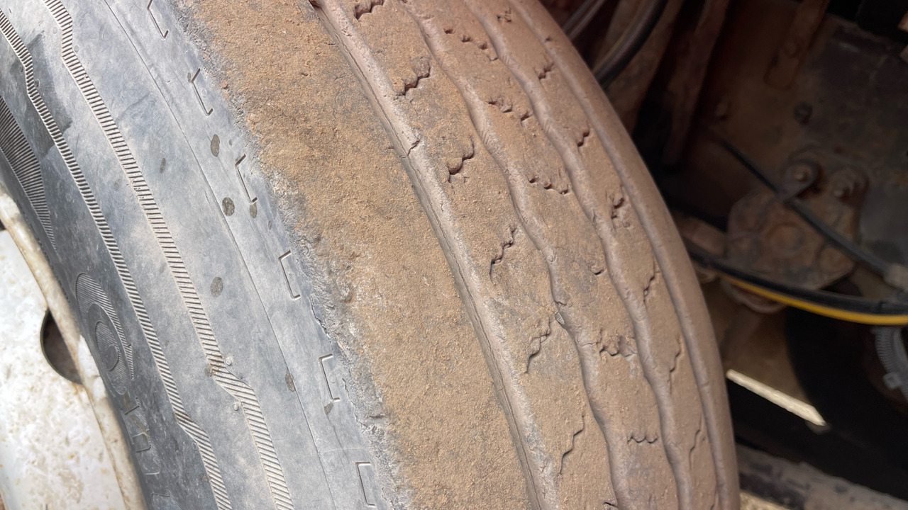 Cabeza tractora VOLVO FH 12: foto 23 Cabeza tractora VOLVO FH 12: foto 23