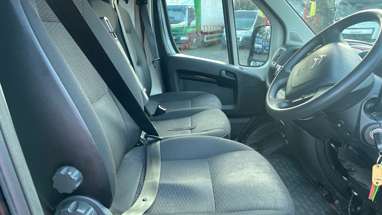 Citroen Relay 35 2.2 HDi 140PS - Furgón: foto 5 Citroen Relay 35 2.2 HDi 140PS - Furgón: foto 5