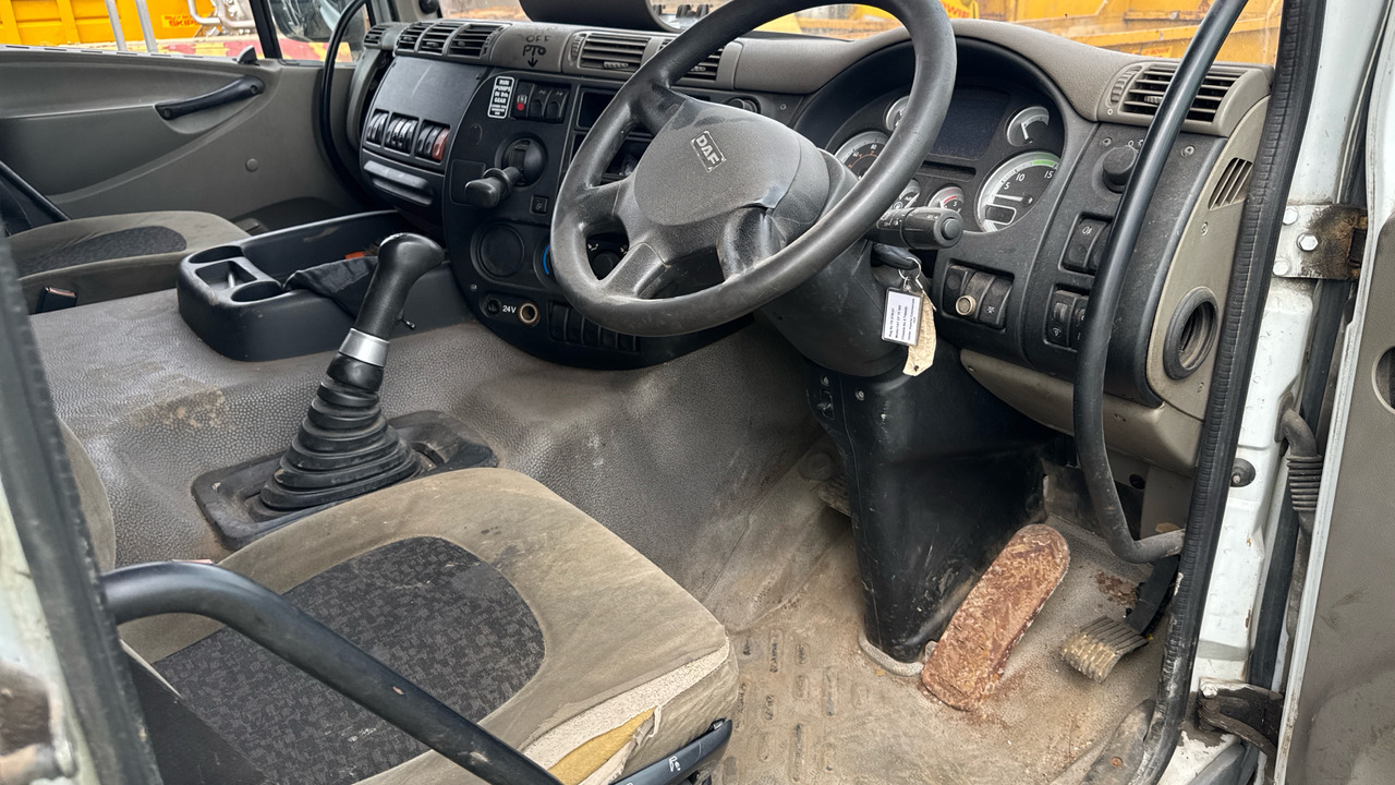 DAF CF 75.360 - Limpieza de alcantarillado: foto 5 DAF CF 75.360 - Limpieza de alcantarillado: foto 5