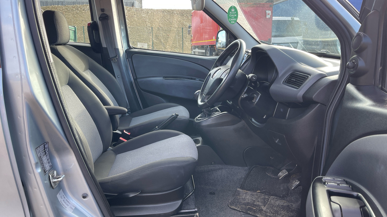 FIAT DOBLO 1.6 Multijet 105PS - Coche familiar: foto 5 FIAT DOBLO 1.6 Multijet 105PS - Coche familiar: foto 5