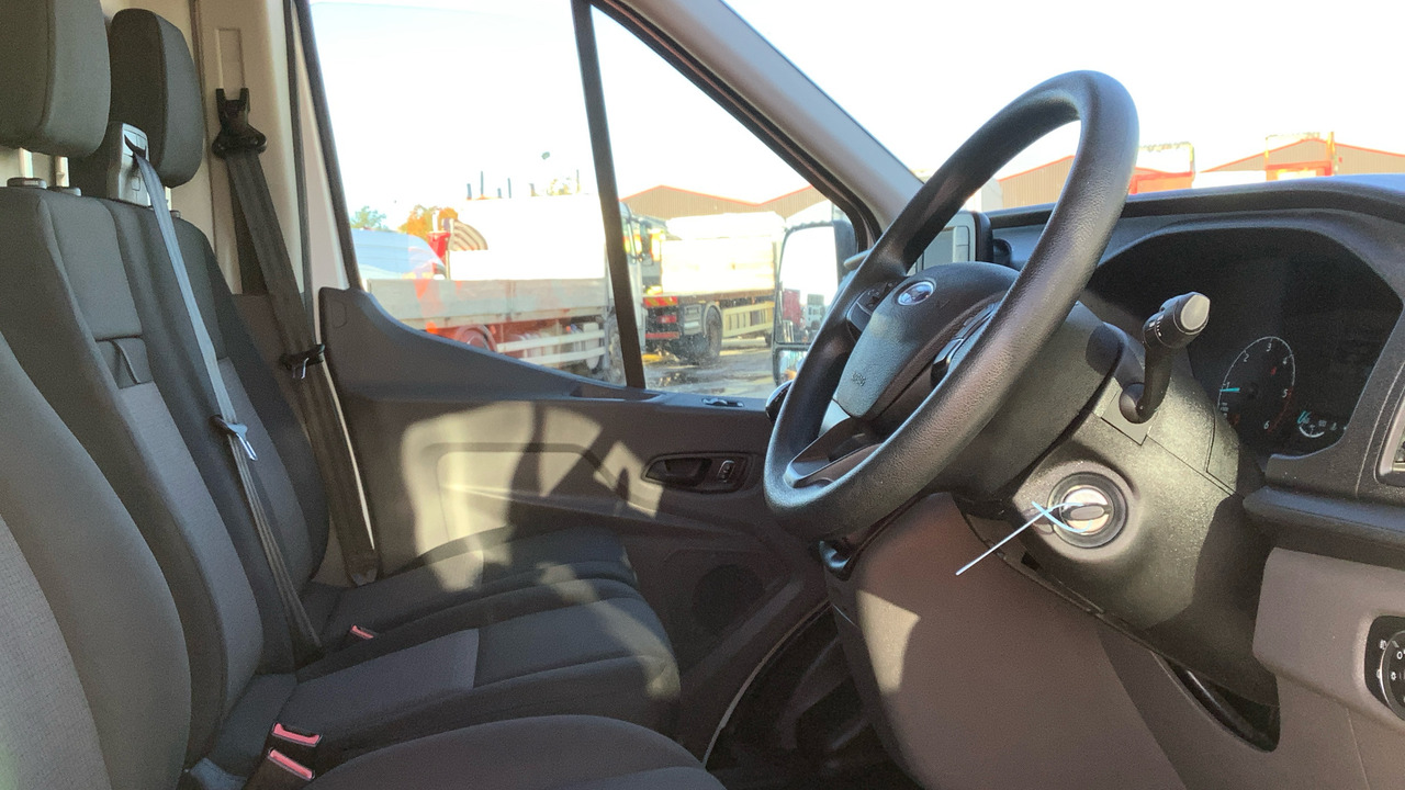 FORD TRANSIT 350 2.0 ECOBLUE 130PS - Furgón: foto 5 FORD TRANSIT 350 2.0 ECOBLUE 130PS - Furgón: foto 5