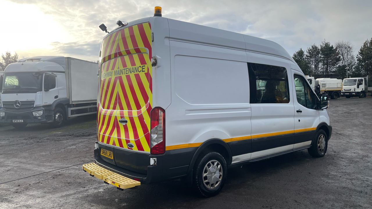 FORD TRANSIT 350 2.0 TDCi 130PS - Furgón, Vehículo municipal: foto 4 FORD TRANSIT 350 2.0 TDCi 130PS - Furgón, Vehículo municipal: foto 4