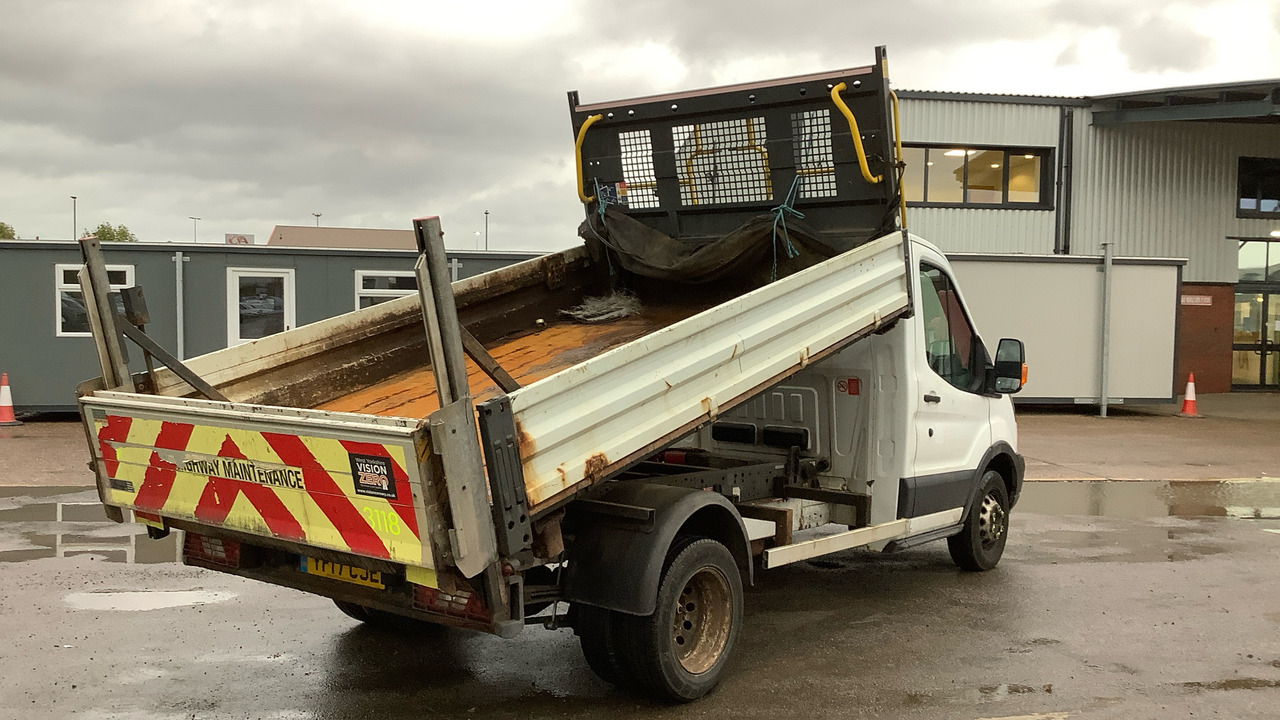 FORD TRANSIT 470 2.0 TDCI 130PS ONE STOP - Furgoneta basculante: foto 4 FORD TRANSIT 470 2.0 TDCI 130PS ONE STOP - Furgoneta basculante: foto 4