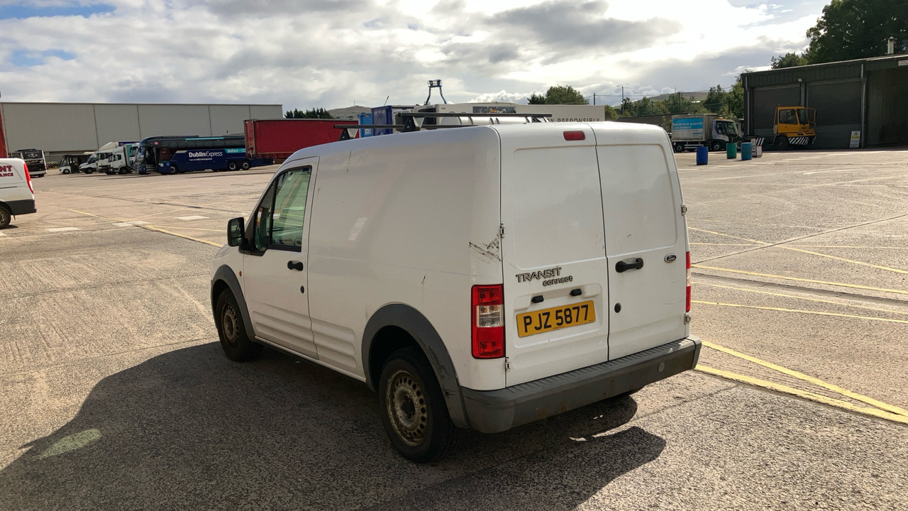 FORD TRANSIT CONNECT T200 1.8 TDCI 75PS - Furgoneta pequeña: foto 3 FORD TRANSIT CONNECT T200 1.8 TDCI 75PS - Furgoneta pequeña: foto 3