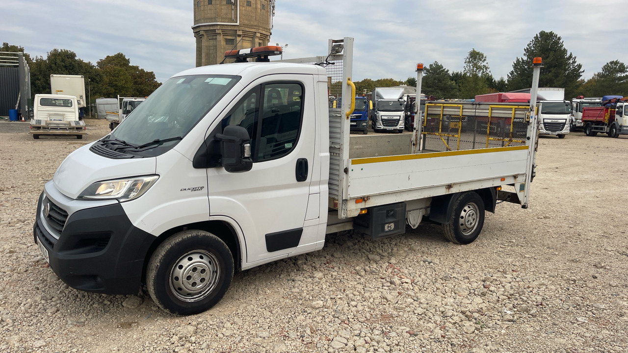 Fiat Ducato 35 2.3 Multijet 130PS - Furgoneta caja abierta: foto 2 Fiat Ducato 35 2.3 Multijet 130PS - Furgoneta caja abierta: foto 2