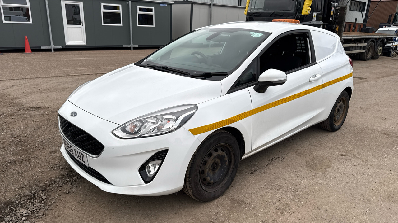 Ford Fiesta 1.5 TDCi - Coche: foto 2 Ford Fiesta 1.5 TDCi - Coche: foto 2
