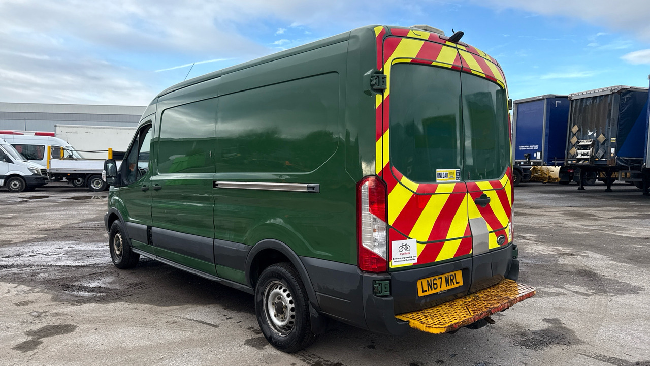 Ford Transit 350 2.0 TDCi 130ps - Furgón: foto 3 Ford Transit 350 2.0 TDCi 130ps - Furgón: foto 3