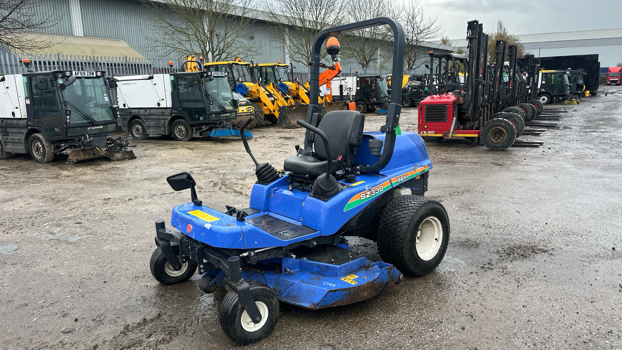 ISEKI SZ330 - Cortacésped: foto 2 ISEKI SZ330 - Cortacésped: foto 2