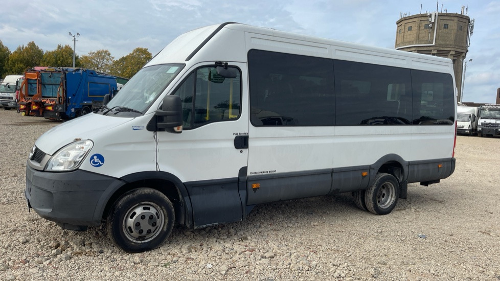 IVECO DAILY 50-170 - Minibús, Furgoneta de pasajeros: foto 2 IVECO DAILY 50-170 - Minibús, Furgoneta de pasajeros: foto 2