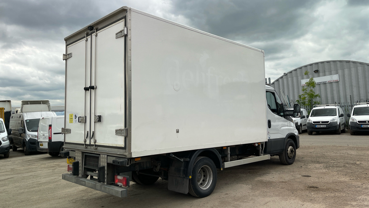 IVECO DAILY 72-180 - Camión frigorífico: foto 4 IVECO DAILY 72-180 - Camión frigorífico: foto 4