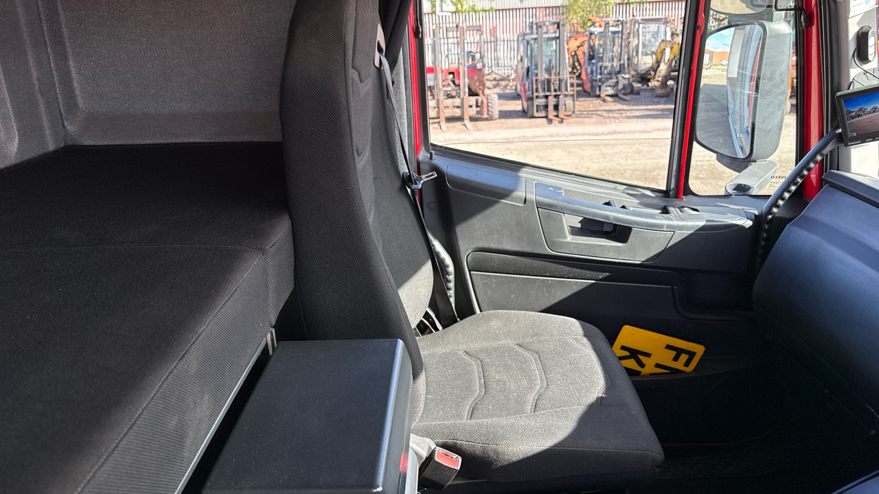 Camión lona IVECO STRALIS 310: foto 8