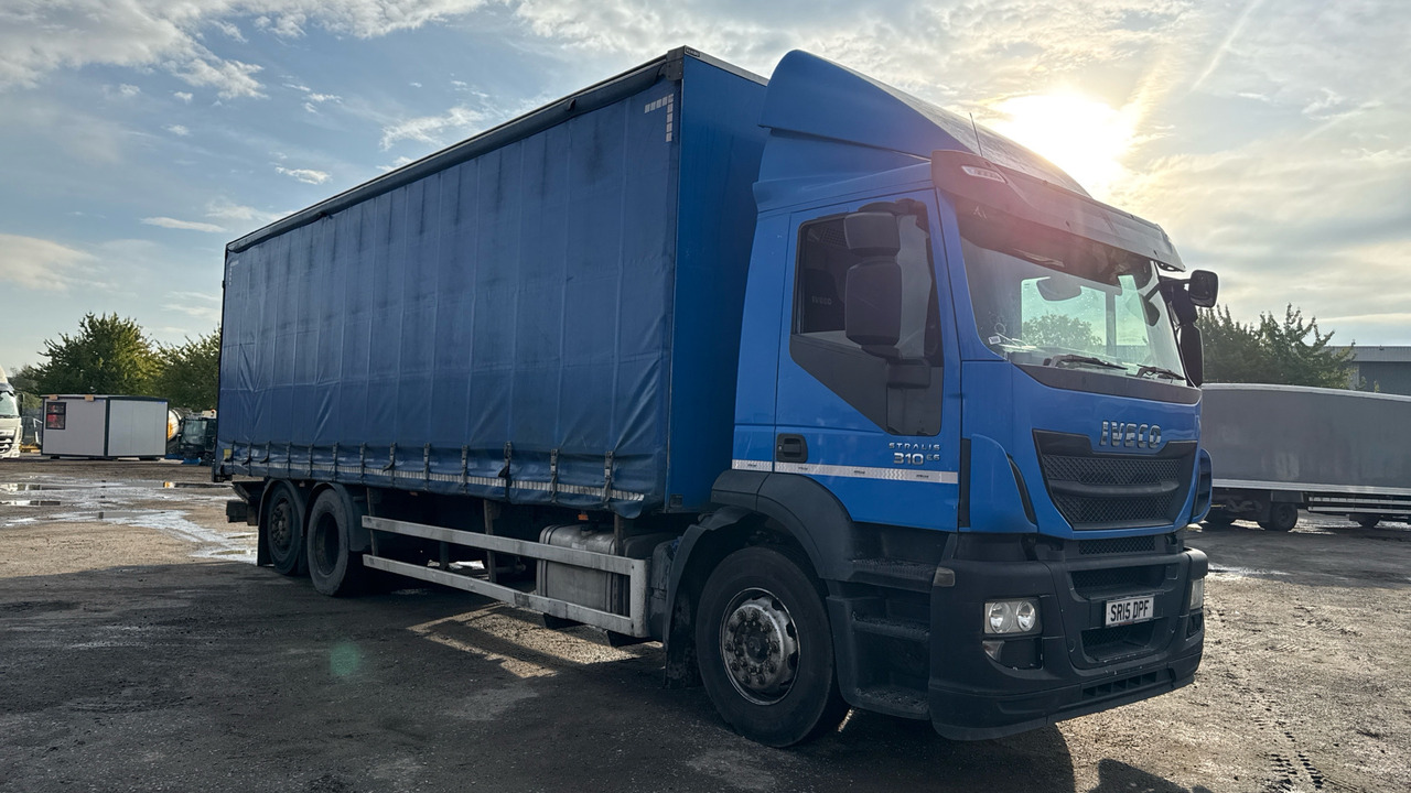 IVECO STRALIS 310 - Camión lona: foto 1 IVECO STRALIS 310 - Camión lona: foto 1