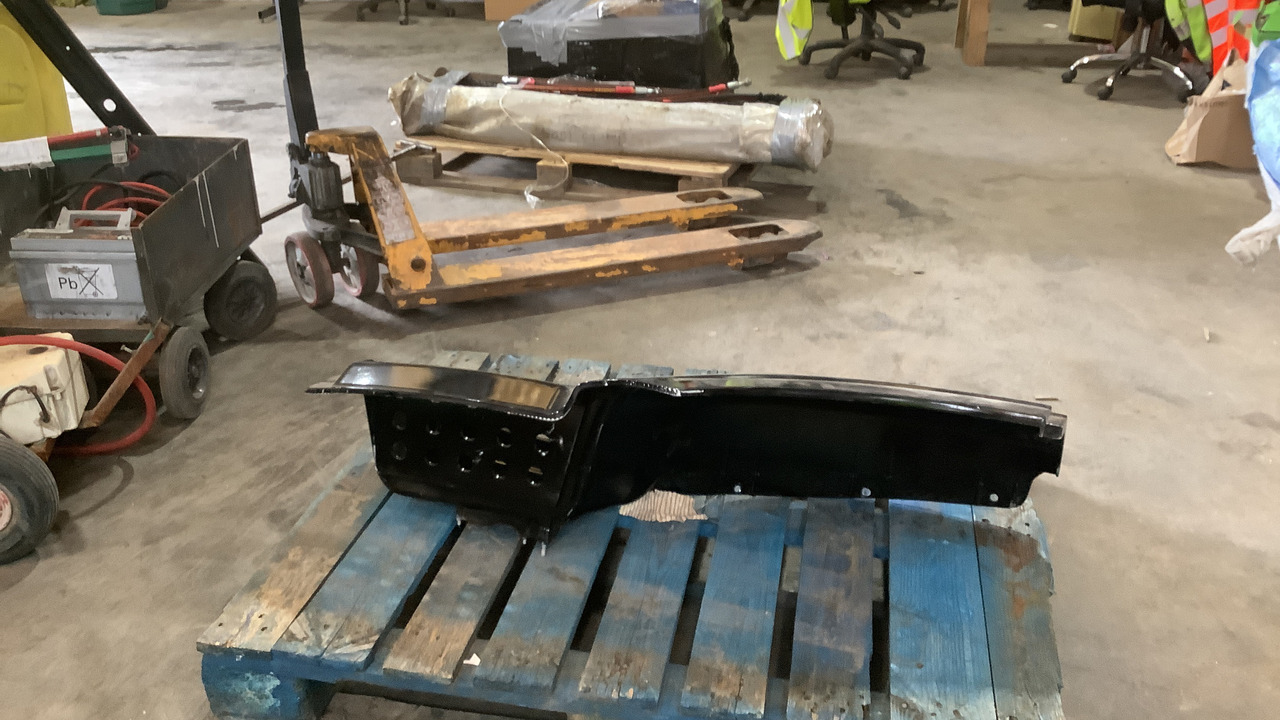 IVECO WHEEL ARCH & STEP - Equipo de construcción: foto 3 IVECO WHEEL ARCH & STEP - Equipo de construcción: foto 3