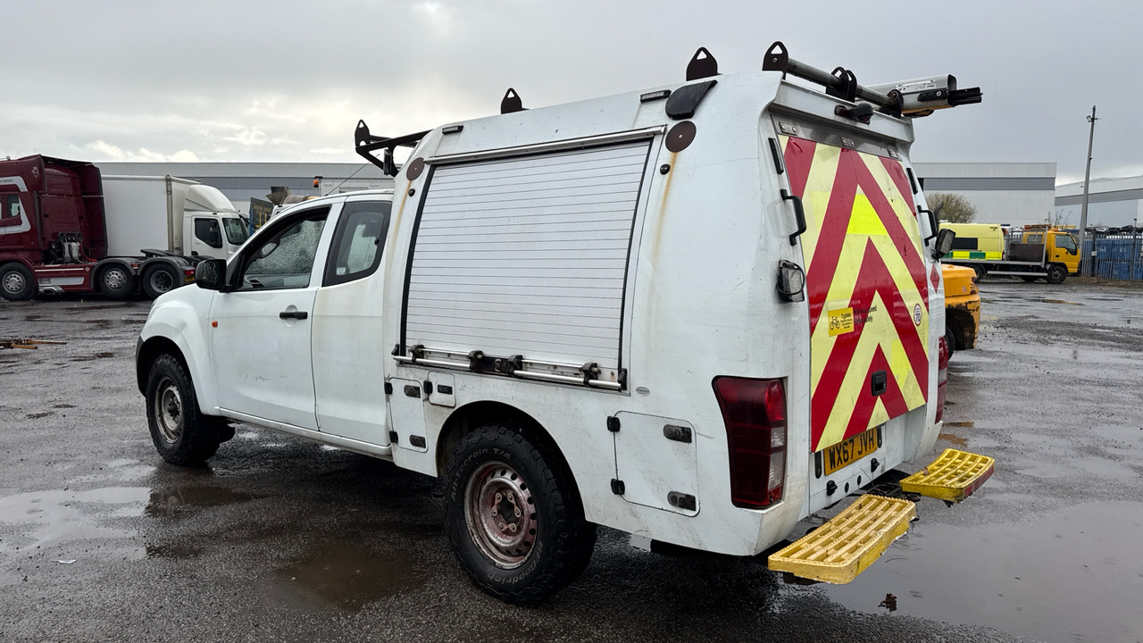 Isuzu D-Max 1.9 - Pick-up, Furgoneta combi: foto 3 Isuzu D-Max 1.9 - Pick-up, Furgoneta combi: foto 3