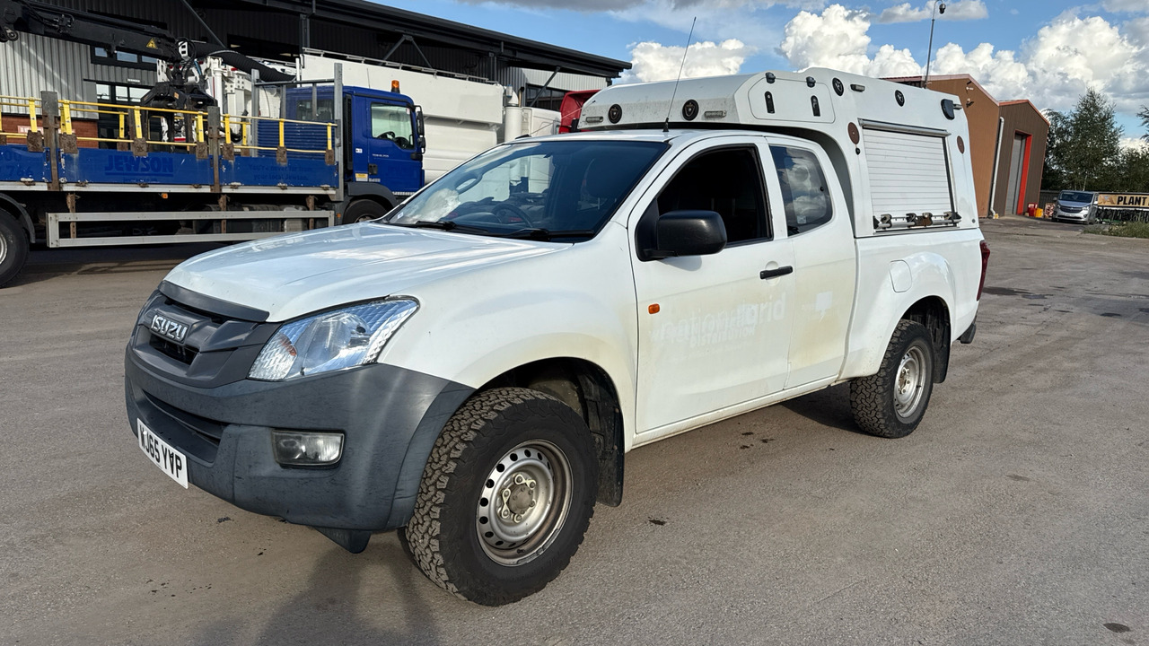 Isuzu D-Max 2.5 TD TURBO - Pick-up, Furgoneta combi: foto 2 Isuzu D-Max 2.5 TD TURBO - Pick-up, Furgoneta combi: foto 2