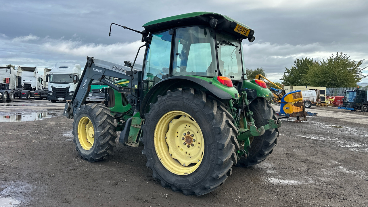 JOHN DEERE 5090R - Tractor: foto 3 JOHN DEERE 5090R - Tractor: foto 3