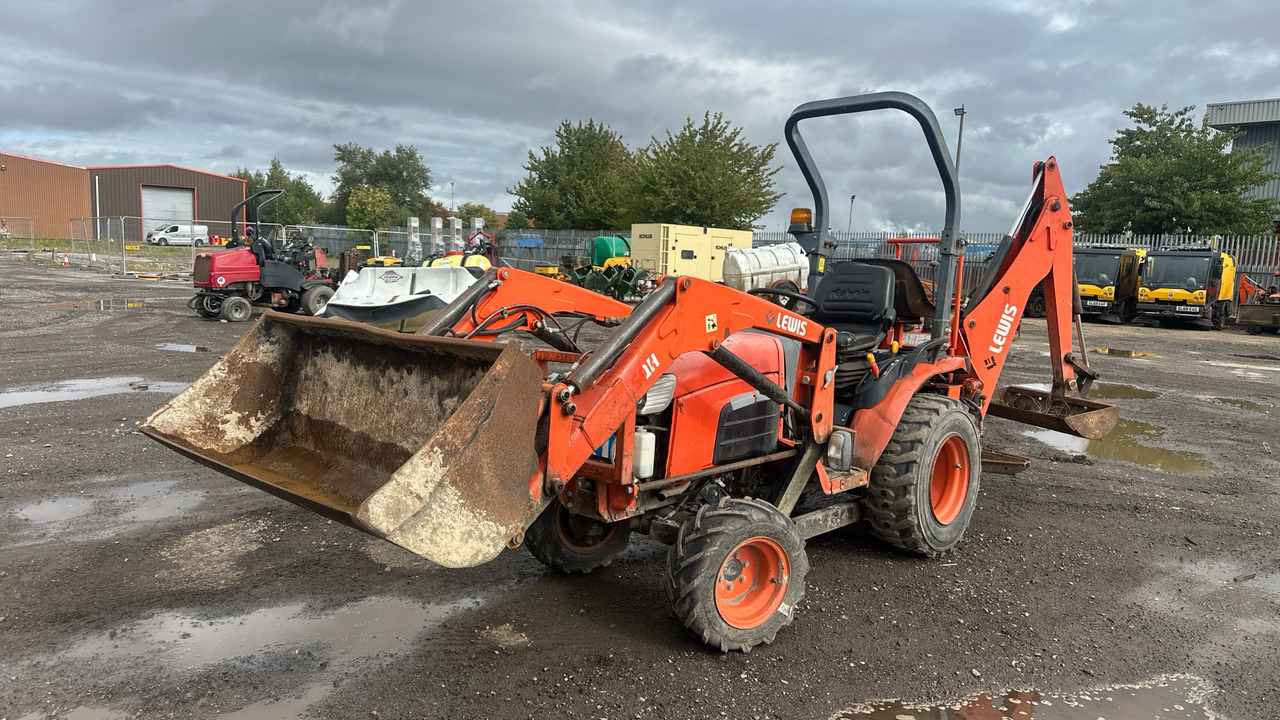 KUBOTA 2530 - Mini tractor: foto 2 KUBOTA 2530 - Mini tractor: foto 2