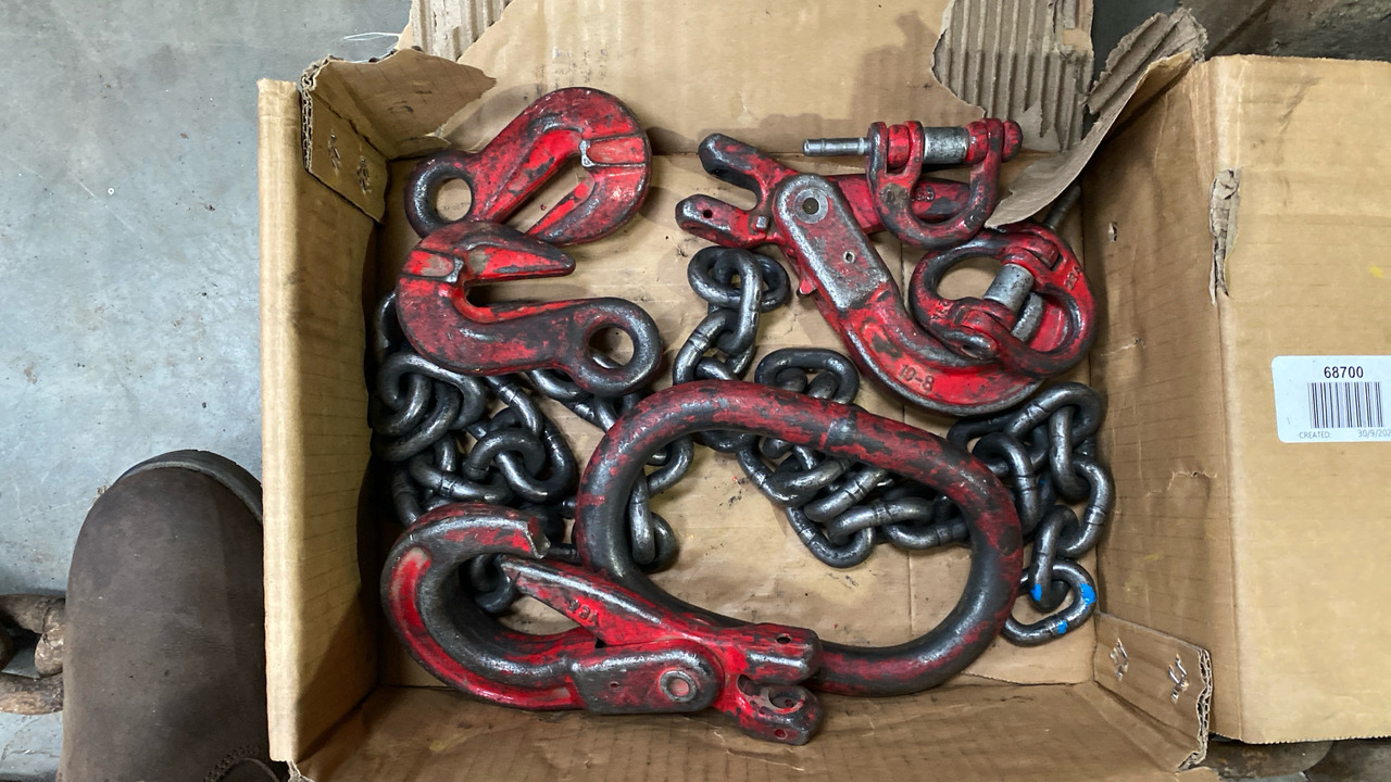 LIFTING CHAINS  - Equipo de construcción: foto 2 LIFTING CHAINS  - Equipo de construcción: foto 2