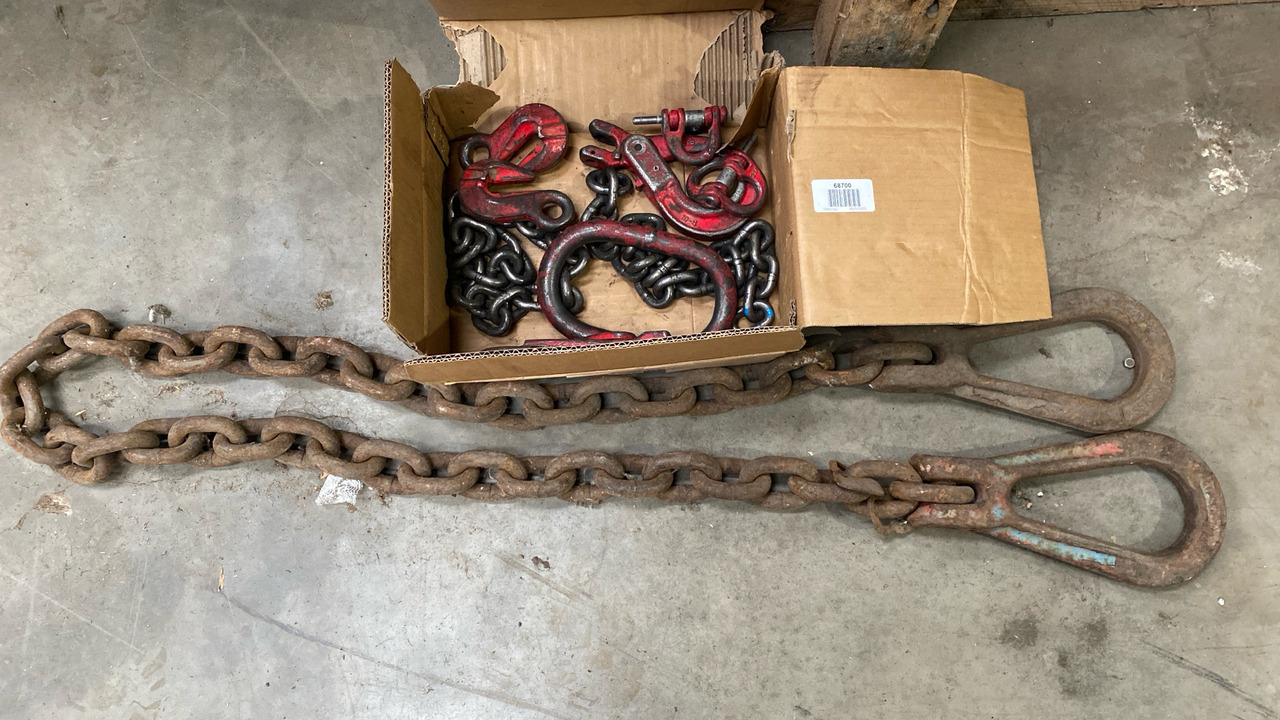 LIFTING CHAINS  - Equipo de construcción: foto 1 LIFTING CHAINS  - Equipo de construcción: foto 1