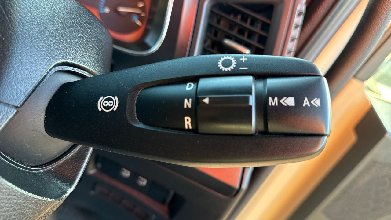 Camión caja cerrada MERCEDES-BENZ ACTROS 1824: foto 10 Camión caja cerrada MERCEDES-BENZ ACTROS 1824: foto 10