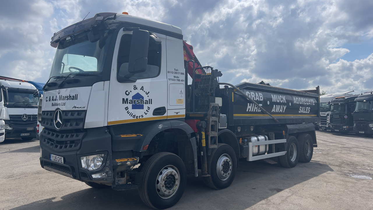 MERCEDES-BENZ AROCS 3240 - Camión volquete, Camión grúa: foto 2 MERCEDES-BENZ AROCS 3240 - Camión volquete, Camión grúa: foto 2