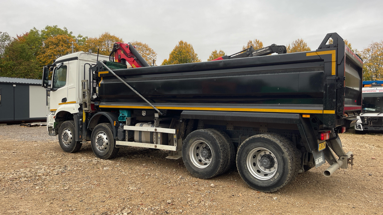 MERCEDES-BENZ AROCS - Camión volquete, Camión grúa: foto 3 MERCEDES-BENZ AROCS - Camión volquete, Camión grúa: foto 3