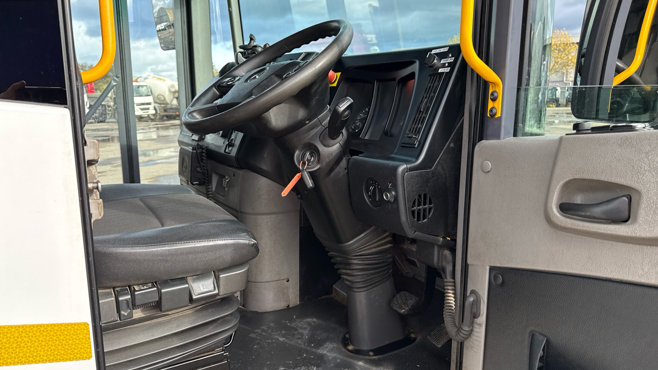 MERCEDES-BENZ ECONIC 2630 - Camión de basura: foto 5 MERCEDES-BENZ ECONIC 2630 - Camión de basura: foto 5