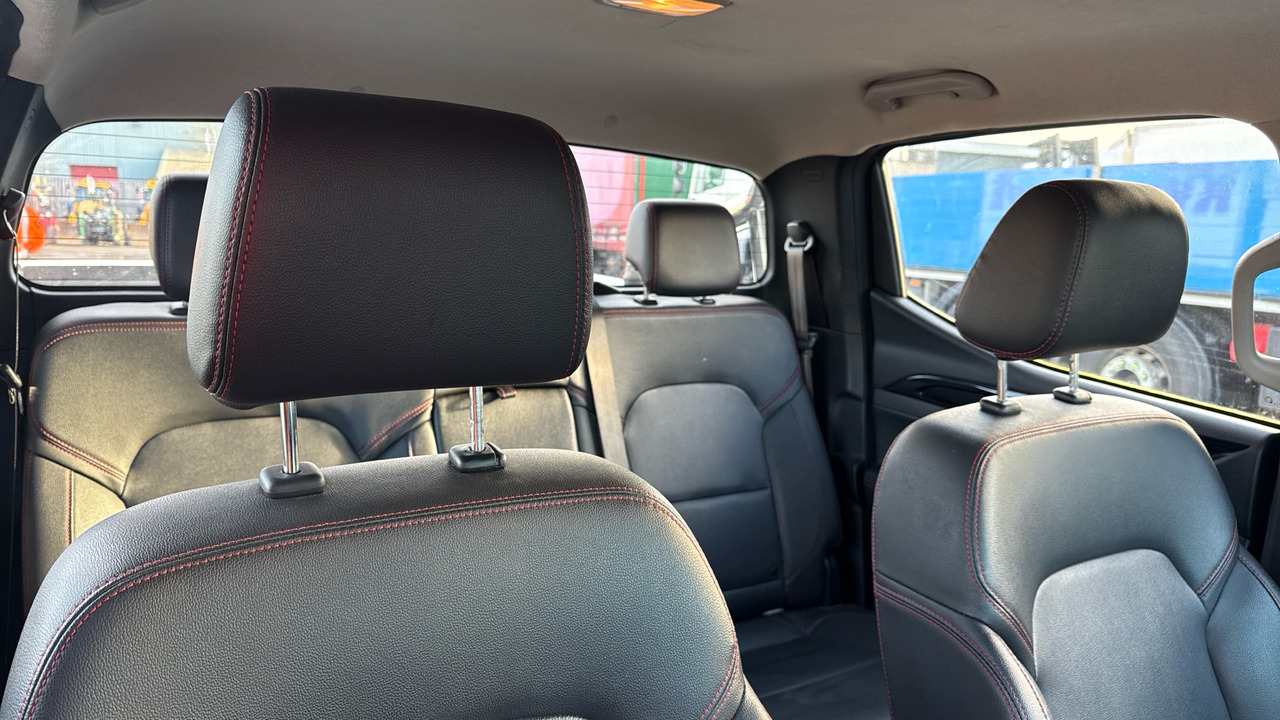 Pick-up, Furgoneta combi Maxus T90 130KW ELITE 88.5KWH EV: foto 10