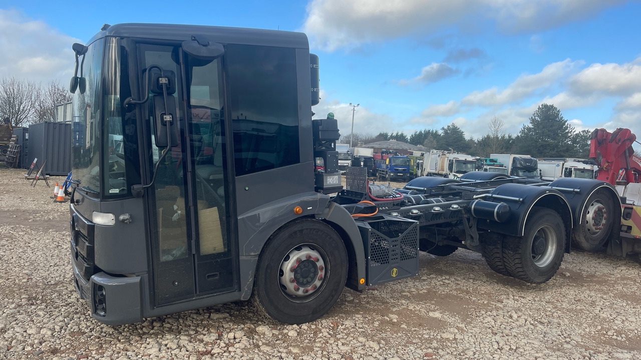 Mercedes-Benz Econic - Camión chasis: foto 3 Mercedes-Benz Econic - Camión chasis: foto 3