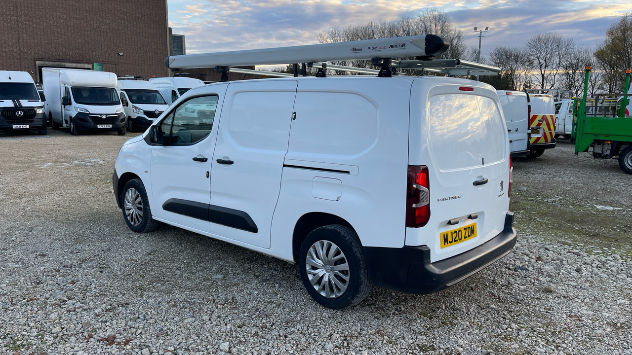 PEUGEOT PARTNER 850 1.5 BLUE HDI 100PS - Furgoneta pequeña: foto 3 PEUGEOT PARTNER 850 1.5 BLUE HDI 100PS - Furgoneta pequeña: foto 3