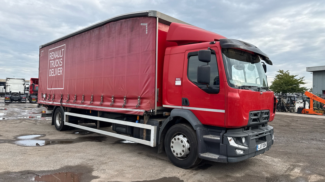 RENAULT D  18 - Camión lona: foto 1 RENAULT D  18 - Camión lona: foto 1