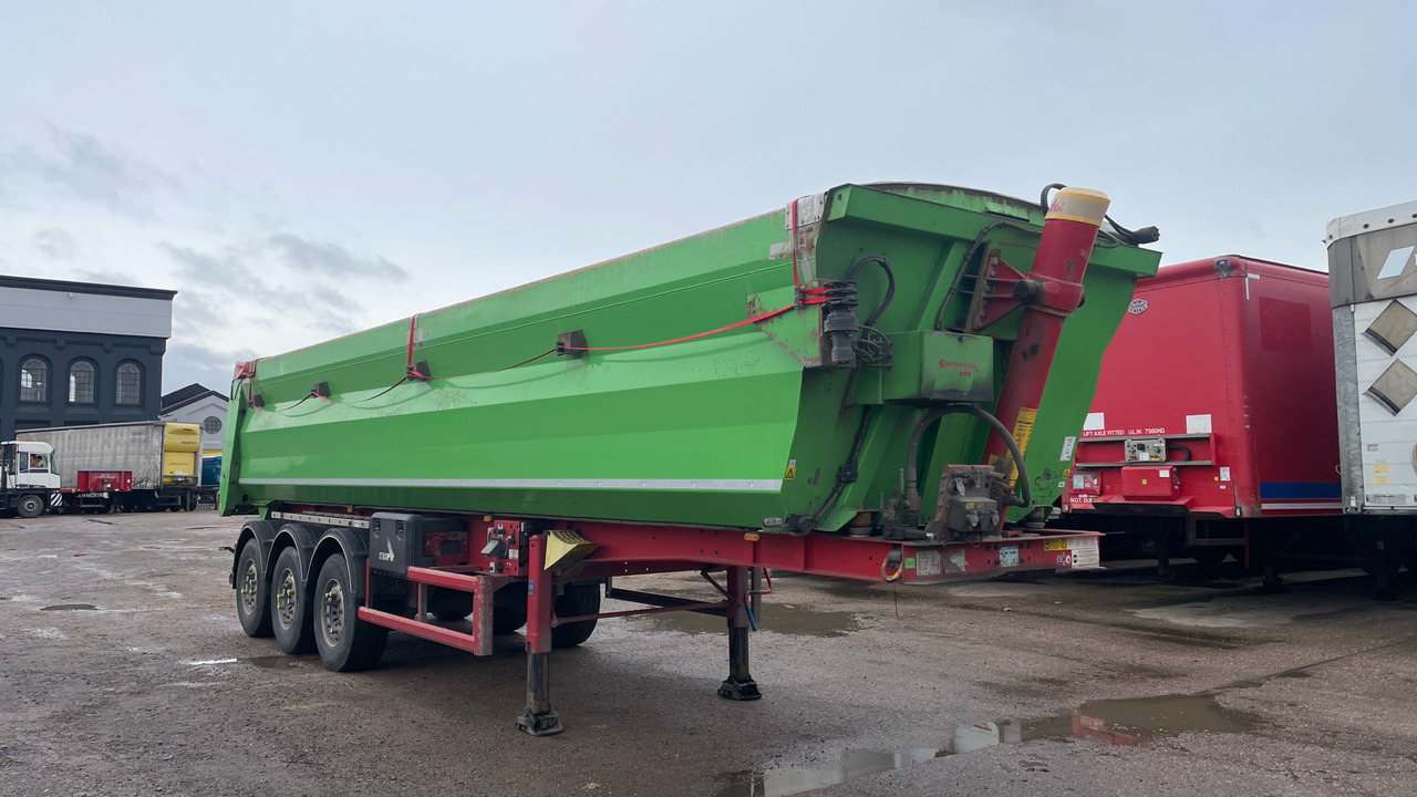 STAS TIPPER 'U' ROCKSTAR - Remolque: foto 2 STAS TIPPER 'U' ROCKSTAR - Remolque: foto 2