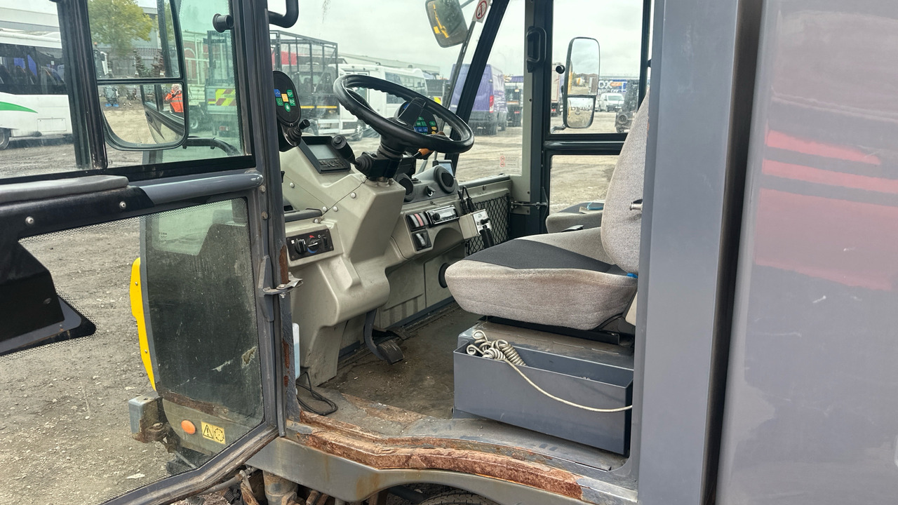 SCARAB MINOR M25H - Barredora vial: foto 5 SCARAB MINOR M25H - Barredora vial: foto 5