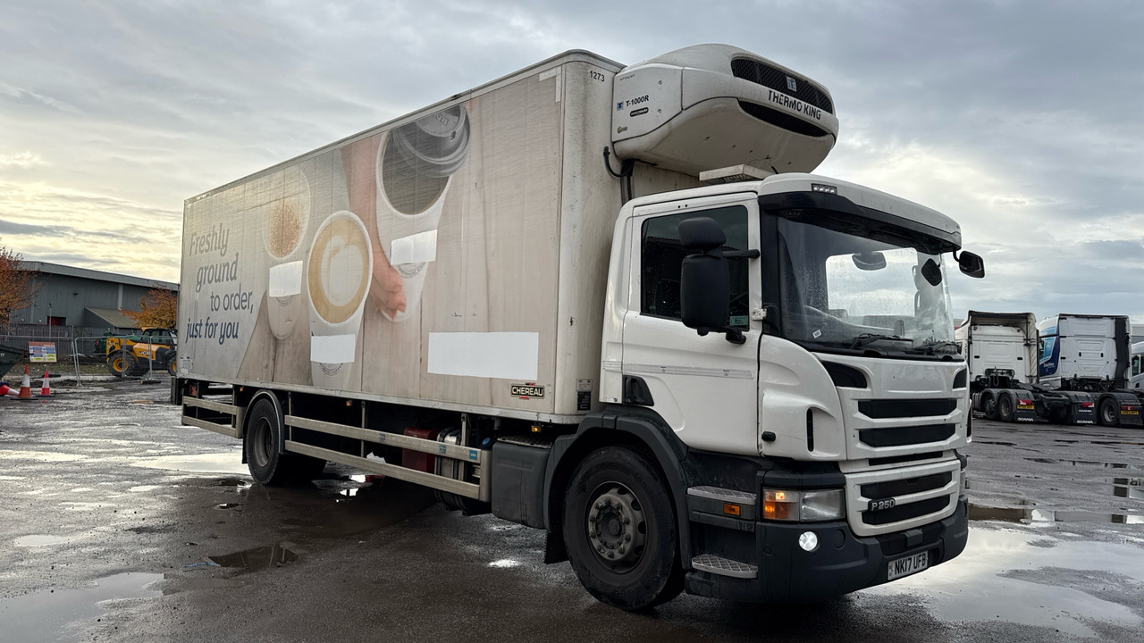 Scania P 250 - Camión frigorífico: foto 1 Scania P 250 - Camión frigorífico: foto 1