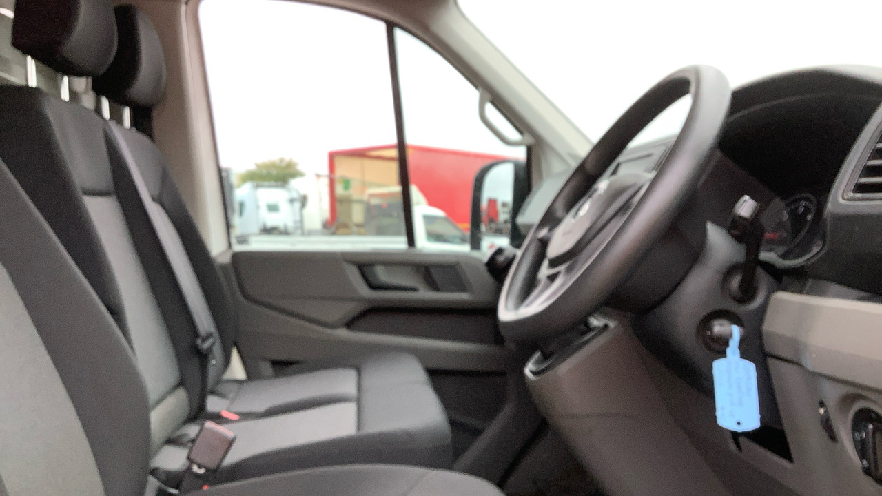 VOLKSWAGEN CRAFTER CR35 2.0 TDI 140PS STARTLINE - Furgoneta caja abierta: foto 5 VOLKSWAGEN CRAFTER CR35 2.0 TDI 140PS STARTLINE - Furgoneta caja abierta: foto 5