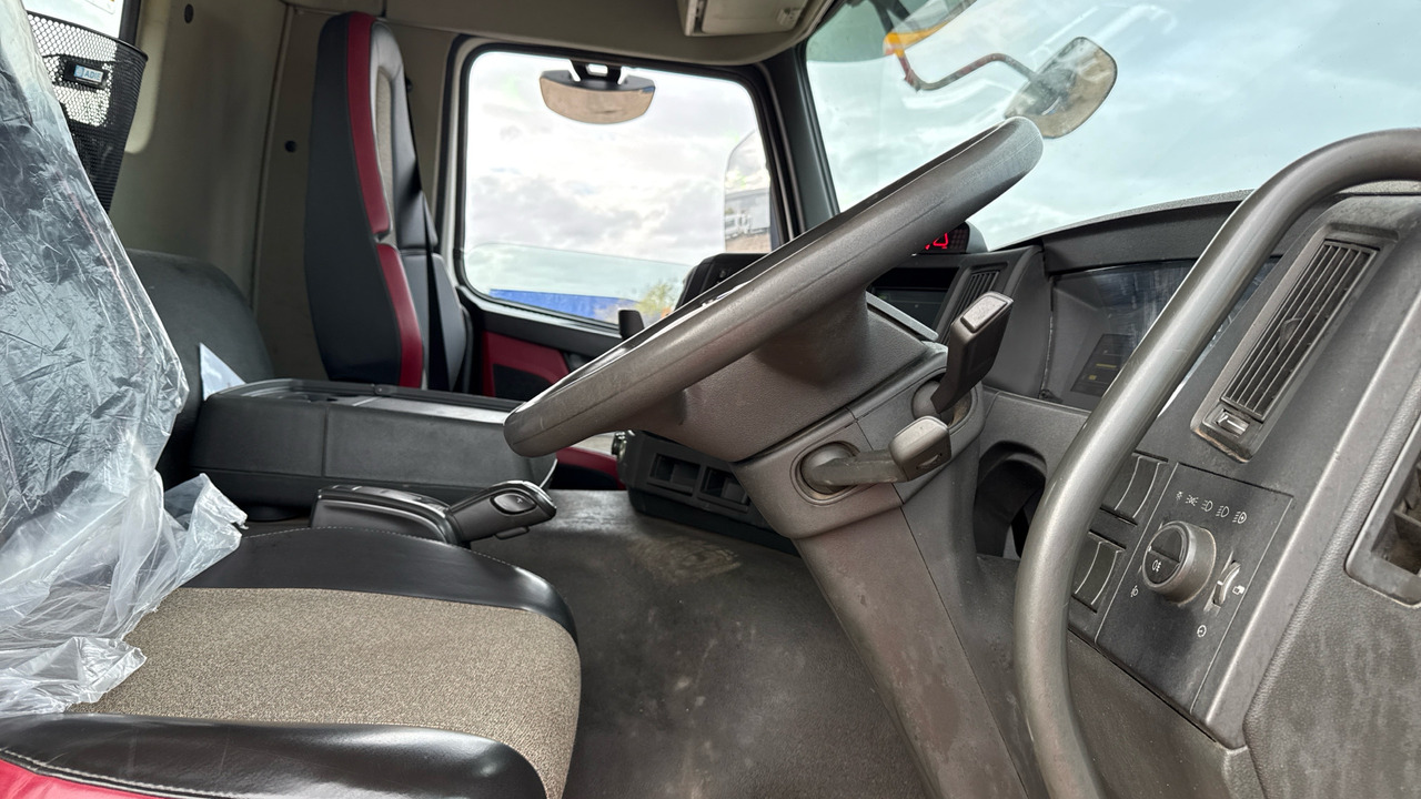 VOLVO FM 420 - Camión volquete: foto 5 VOLVO FM 420 - Camión volquete: foto 5