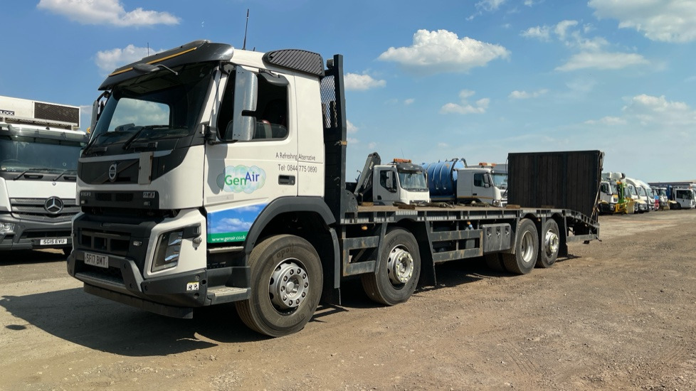 VOLVO FM X EURO 6 - Grua de remolque autos: foto 2 VOLVO FM X EURO 6 - Grua de remolque autos: foto 2